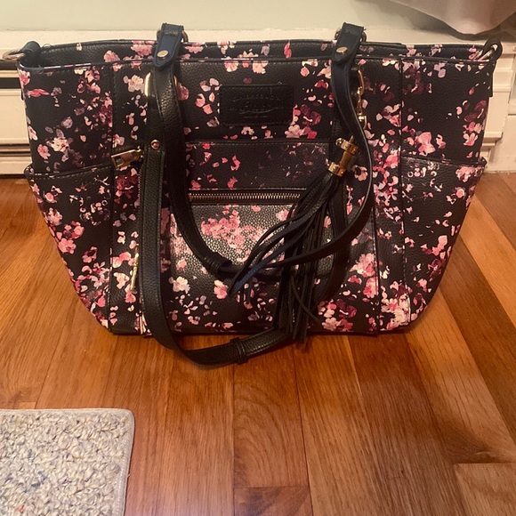 G.H. Bass & Co. Handbags - Bass floral structured purse